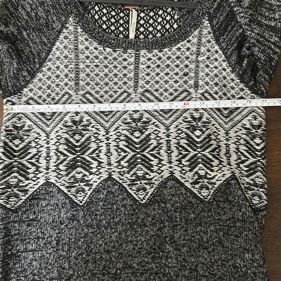 Free People Sweater - Picture 9 of 12